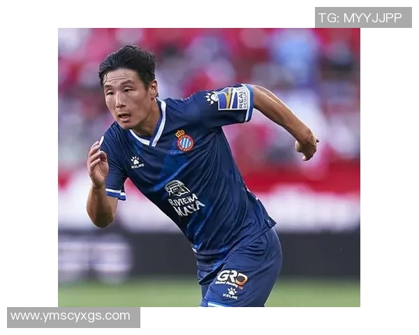 武磊足球明星高清头像展示展现中国足球风采与魅力 武磊足球明星高清头像展示展现中国足球风采与魅力